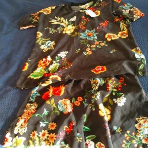 NWT Johnny Was 100% Silk oversized M sleep set